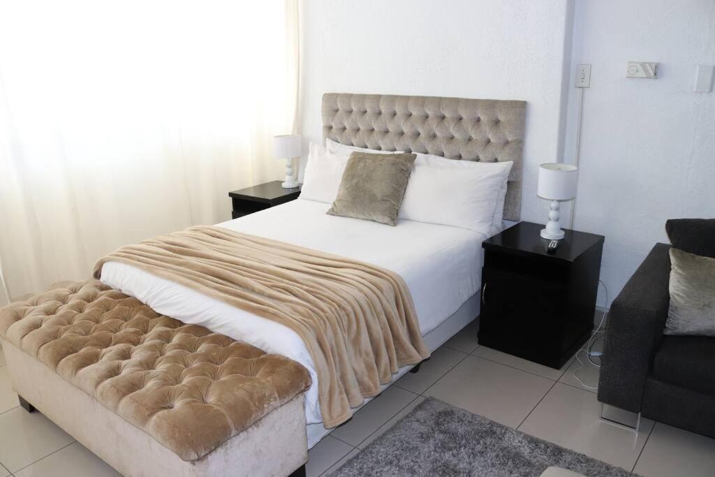יוהנסבורג Inn & Out Sandton Park מראה חיצוני תמונה